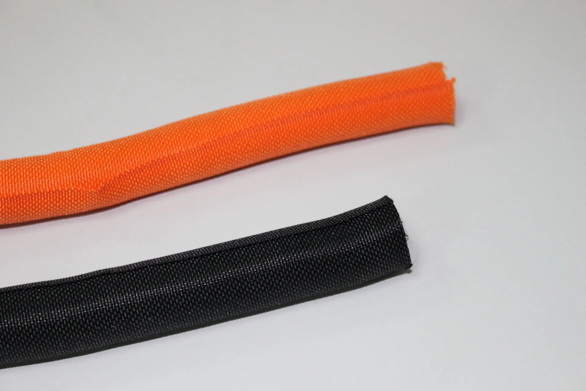 Self-Winding Textile Sleeve