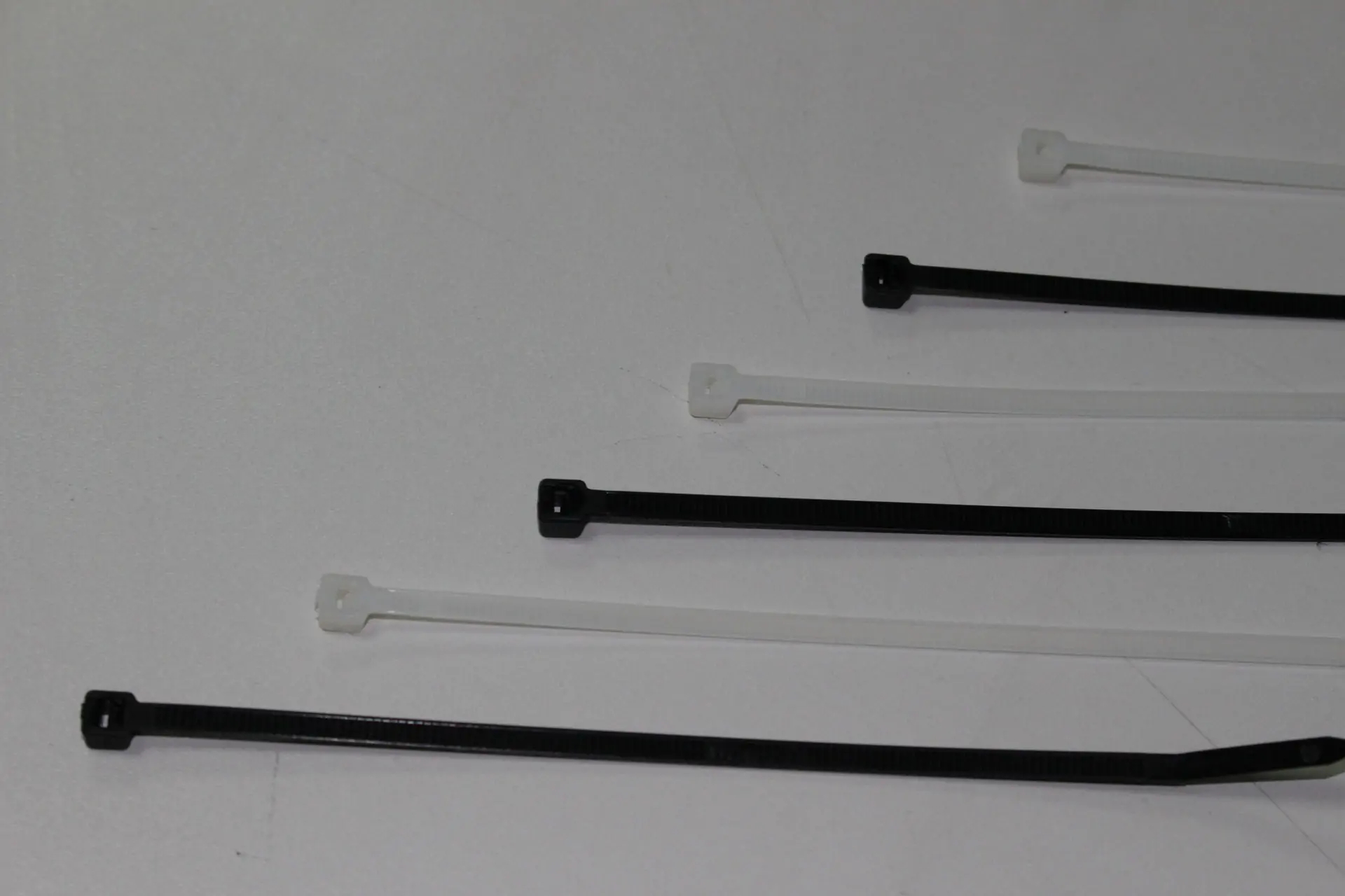 Self-locking Nylon Cable Ties